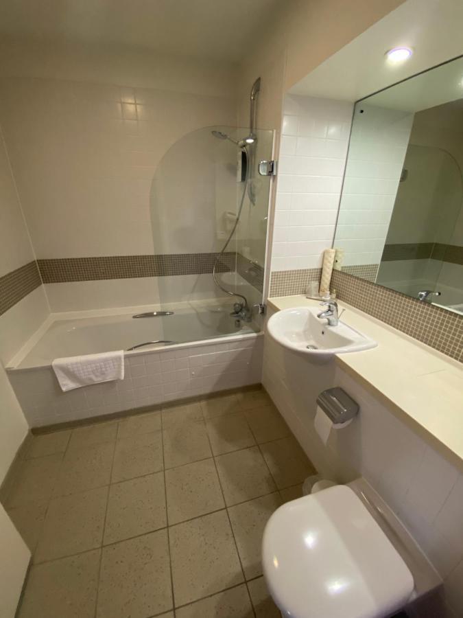 Hotel Roffey Park Venue Horsham Esterno foto
